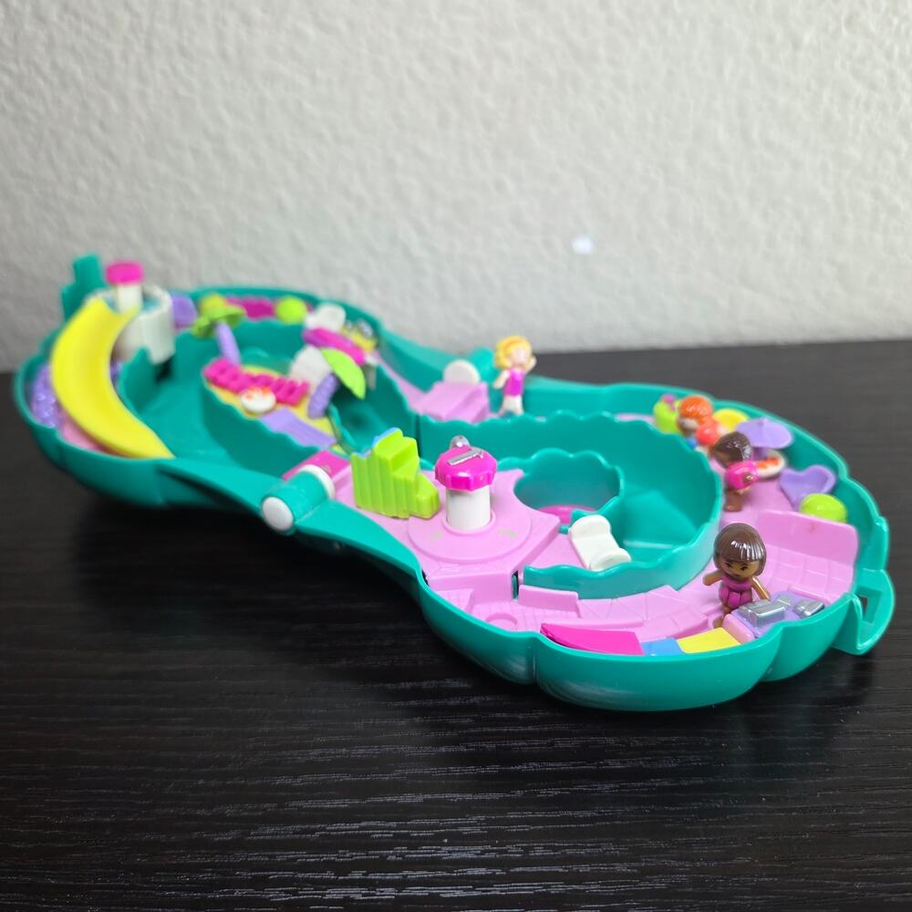 Vintage 1995 Polly Pocket Bluebird Splash N' Slide Waterpark COMPLETE 4 figures